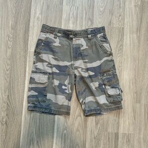 RedHead camo shorts